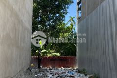 Còn 1 lô duy nhất kiệt ô tô hùng vương