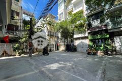 Ngọc khánh, q ba đình 40m2,4 tầng gần đường ô tô, giá mềm.