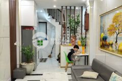 Bán nhà trung tâm quận thanh xuân nhà đẹp nội thất xịn sò lô góc gần phố.