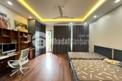 Ngọc lâm nhà mới gara ô tô thang máy tiện ích bạt ngàn 48m2