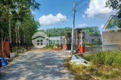 Bán đất nhà vườn 335tr1000m2 sổ hồng riêng