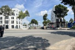 Nền ngộp lộ 25m đường số 29 sổ sẵn sang tên