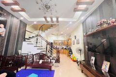 Bán nhà phố thanh bình hà đông 60m2 x 3 tầng. giá 80 triệum2