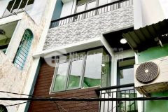 4,45 tỷnhà mới xây nở hậu 5,5m đường hưng phú quận 8