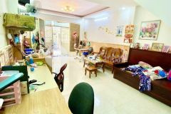 Bán nhà giá rẻ ba tháng hai, quận 10, gần 80m2 dtsd, chỉ 6 tỷ nhích