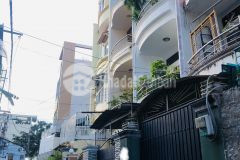 Bán nhà hxh lê quang định bình thạnh,126m2,nhỉnh 6 tỷ,chưa tới 50trm2