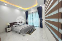 Nhà lô góc. ô tô đỗ cửa, nội thất xịn, văn quán hà đông. 31mx5t. mt11m. giá 4,75 tỷ.