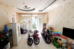 Bán nhà vĩnh viễn, quận 10, cách mặt tiền 15m, 36m2, 4 tầng, giá 5.95 tỷ