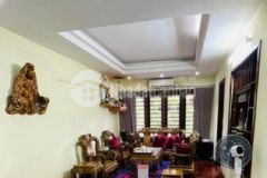 Bán nhà mặt phố nghi tàmdiện tích 35m2 giá 10 5 tỷ