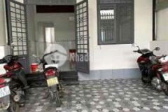 Bán nha phú hoa sân xe hoi đường xe hoi 2ty550 tl