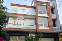 Hiếm nhà hà huy tập, 3 ôtô tránh, ở luôn, 75m2 4,1 tỷ 0929515355