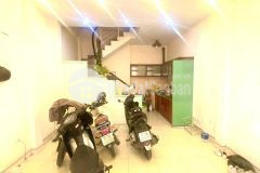 Bán nhà riêng phố dương văn bé 4 tầng 26m2 cách mp 30m giá 2,75 tỷ. lh 0912442669