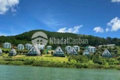 Mặt tiền căn góc đường lớn