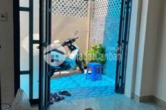 Bán nhà 2 mặt tiền gần hầm rượu trần long