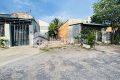 Cần tiền cần bán lô đất gần chợ lộc an đất đỏ