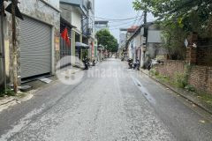 Bán đất 40m2 thạch bàn,lô góc, ôtô, ngõ thông, gần aeon mall.