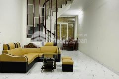 Bán gấp nhà đường hoàng mai, 36m2, 3 tầng, ô tô, giá 3,5 tỷ.