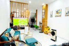 Gấp bán, nhà đẹp 4 tầng, 60m2, hxh, gần chợ tân trụ, chỉ 7 tỷ 300.