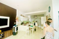 Bán nhà đẹp 3 tầng sơn trà mặt tiền lớn gần đường chính giá chỉ 3.95 tỷ.