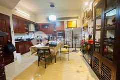 Bán nhà ngõ 79. cầu giấy. 50mx5t. mt 5m. giá 6.3 tỷ. lh 0978948685