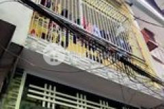 Nhà thiết kế rất đẹp 3 tầng btct âu cơ p10 tân bình, 32m2,cách hẻm xe tải 20m, sổ vuông nở hậu, 4 t