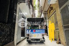 Bán nhà ngõ 151 nguyễn đức cảnh, 33m2, 3 tầng, 3.5 tỷ, 2 thóang, ô tô, tặng nt.