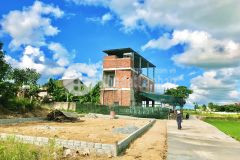 Bán lô 585tr gía rẻ ngay trung tâm đông đúc điện hồng khu vực gần chợ lạc thành và tuyến chính dt