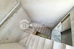 Nhà đang hoàn thiện hẻm 88 nguyễn văn quỳ, p.phú thuận, quận 7