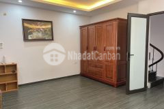 Bán nhà bồ đề long biên 40mx5t lô góc ngõ thông ô tô đỗ cửa nhỉnh 4 tỷ 0976002728.