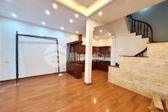 Nhà đẹp, trung tâm văn phú, hà đông. dt 40mx4t. mt5.5m. giá 3,4 tỷ.