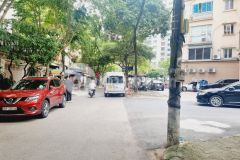 Bán gấp nhà phân lô trung kính ô tô tránh gara đỗ được 2 xe