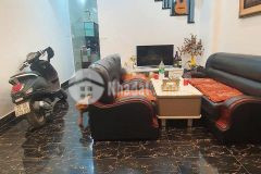 Bán nhà lạc long quân, ngõ nông thoáng, gần hồ tây. 45m2x5t giá 6.6 tỷ