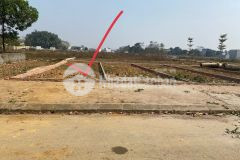 Hơn 2 tỷ chút có ngay lô đất dt 60m2 tái định cư bình yên, sát khu cnc hòa lạc lh0866990503