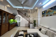 Nhỉnh 4 tỷ. bán gấp nhà phân lô lê trọng tấn 40m, 5t, 3 ngủ đủ công năng ở ngay,