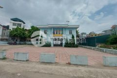 Bán đất 43m2 quận long biên, ngõ thông ôtô, 50m ra công viên.