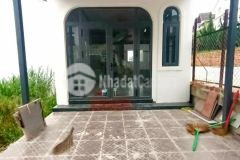 Nha mơi xây, đep đăm say, gia ngât ngây