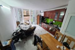 Gia đình cần bán nhà phường ngọc hà, ở ngay, 33m2, 4m, giá chỉ 4.75 tỷ