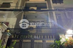 Chính chủ bán gấp nhà về quê nuôi mẹ già 2 mặt hemxehoi dt 4x15m 4pn 4wc giá 6.25 tỷ