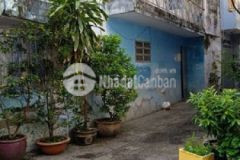 Bán nhà 2 mặt hẻm thông xe hơi 4 chỗ bà hom p13