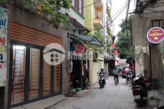 Trung tâm cầu giấy ngõ nông gần phố sát biệt thự nhà đẹp 5t 42m2 chỉ 4,2tỷ