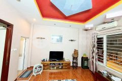 Chỉ 4 tỷ có nhà 5 tầng, hộ khẩu tây hồ. liên hệ soái nguyễn 0967356298