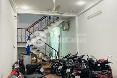 Trường sa p.13 phú nhuận 140m2 giá mới 16 thương lượng 1 đời chủ