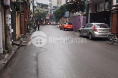 Mp hoàng ngân 55m2 mặt tiền 6m vỉa hè 5m kinh doanh ngày đêm 14 tỷ. lh khánh trần 0972858666.