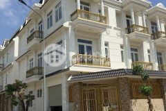 Bán nhà mặt tiền 1 trệt 2 lầu ngã tư chiêu liêu dĩ an. diện tích 68m2 115m2