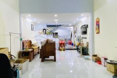 Gấp bán nhà hxh 100m ra mặt tiền tỉnh lộ 10 bình tân 2 tầng dt 4mx21m chỉ 5..tỷ