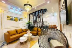 Ô tô gần, phố chính kinh, thanh xuân 38m2, 5 tầng, 2 thoáng, 4.3 tỷ.