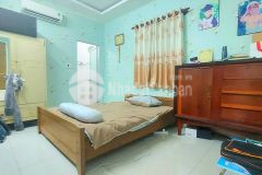 Bán nhà cmt8, quận 10, dt khủng, 4 tầng, 4pn, giá rẻ