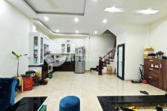 Bán nhà phố chùa bộc, đống đa, ngõ thông thoáng. giá 6.98 tỷ