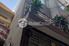 Bán nhà 55 ngõ 168 hào nam ô chợ dừa, ngõ thông ba gác, ô tô 5m, dt 34m4 tầng4.5 tỷ