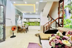 Nhà đẹp nguyễn đình chính, 6 x 7m, 3 lầu, khu yên tĩnh, phú nhuận, 42m², giá 5.7 tỷ, lh 0939063692